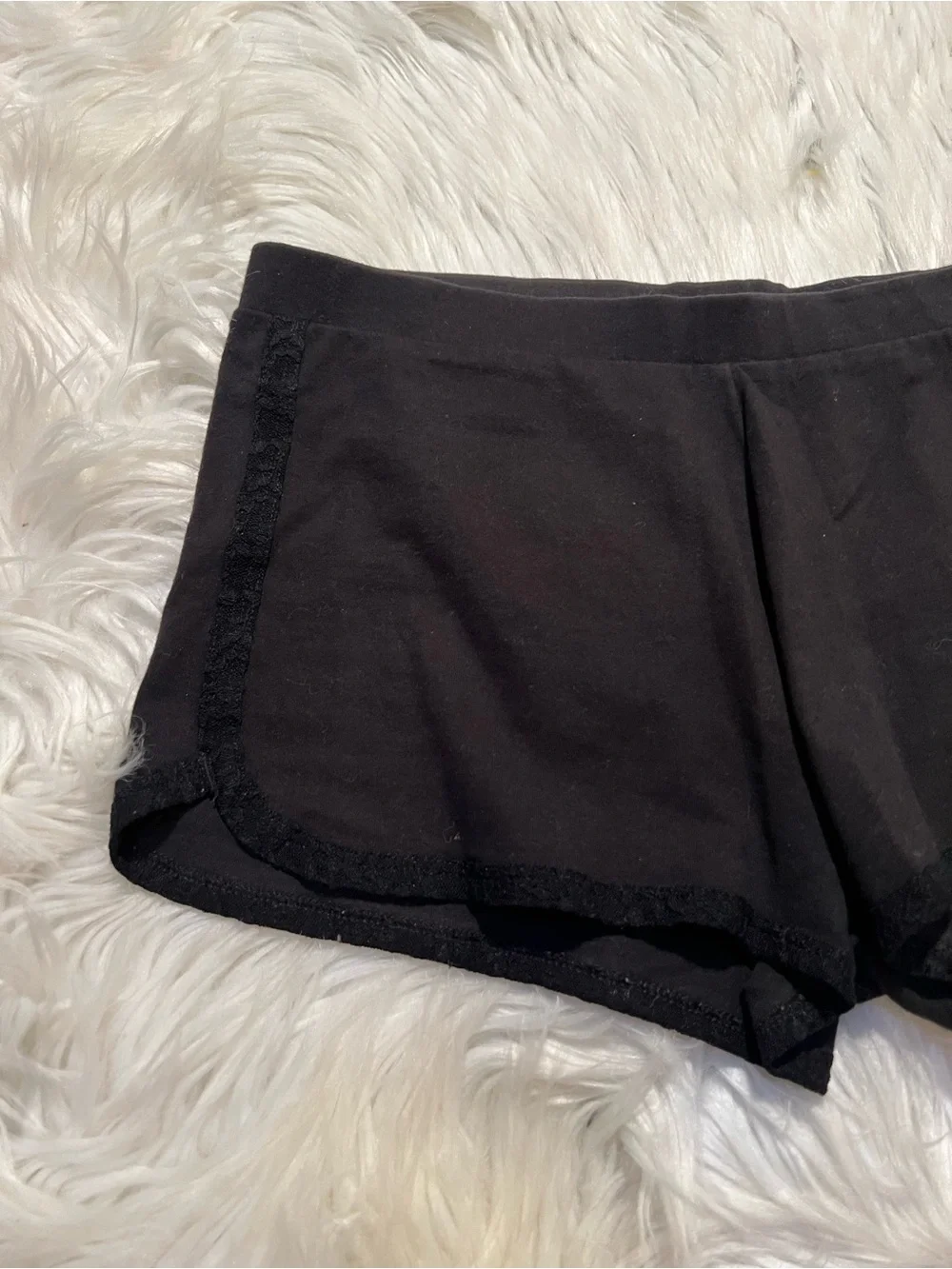 Victoria's Secret Womens Size Small Pajama Shorts Sweatshorts Black Crochet Lace
